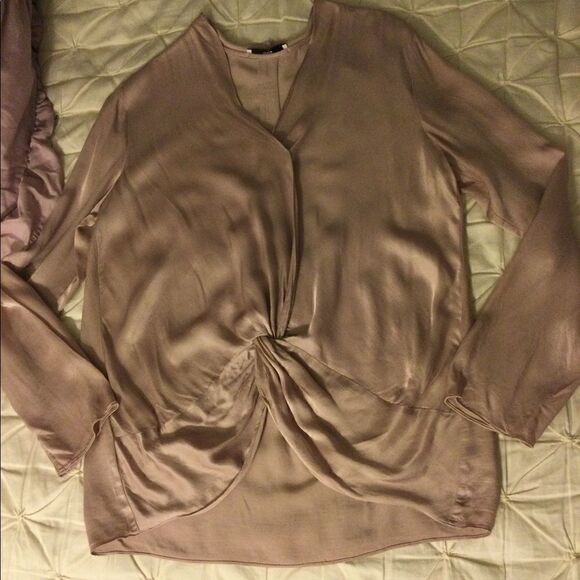 Mango Sz 2 Lilac satin blouse knotted - Picture 4 of 4
